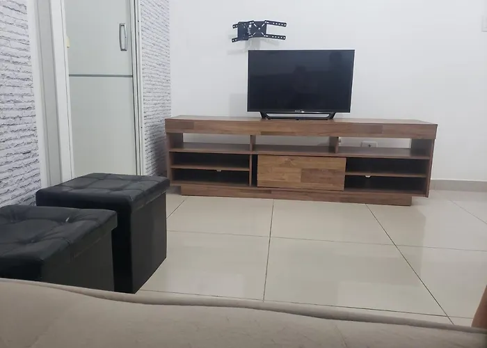 Loft Encantador Proximo A Roda Gigante,Excelente Localizacao Com Ar Condicionado